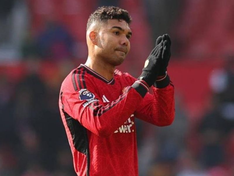 tien-ve-casemiro-2